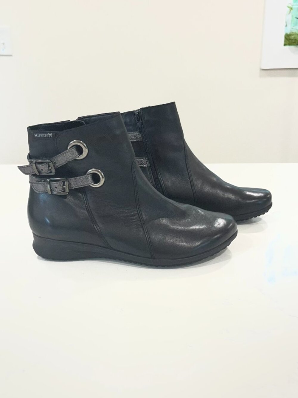 Mephisto women's  Flavie  ankle boot Black leather Size 6